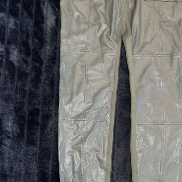 BCBGMAXAZRIA Women’s Olive Green Riding  Pants - Picture 4 of 9